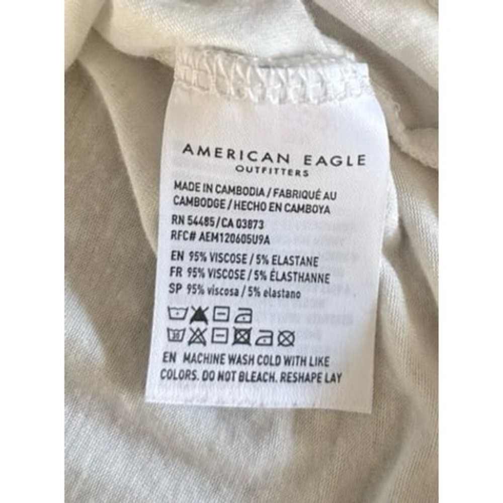 American Eagle Women's White Soft & Sexy V-Neck Short Sleeve Tee Size Small - Picture 6 of 6
